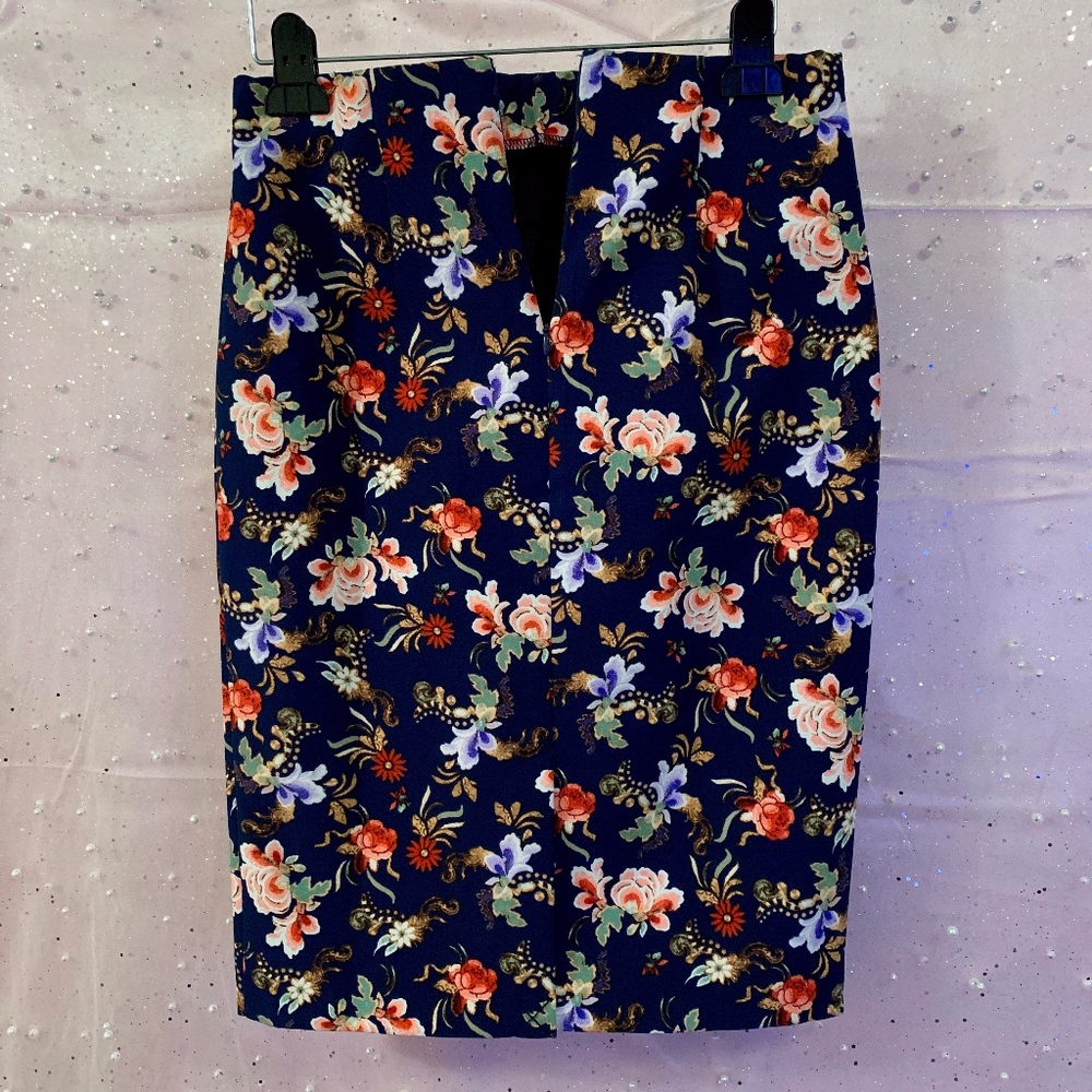Philosophy Floral Print Pencil Skirt NWT - Picture 1 of 8